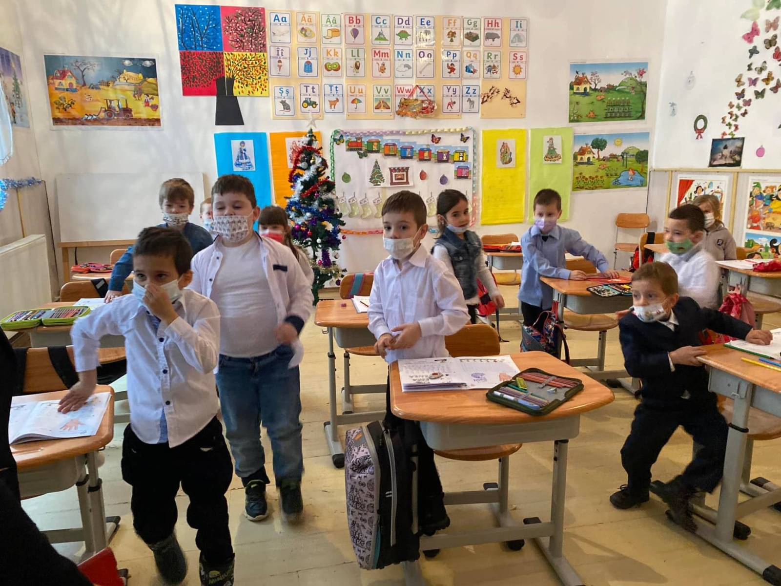 HartaEdu are un nou partener. Aproape 100 de ajutoare pentru școlile din România