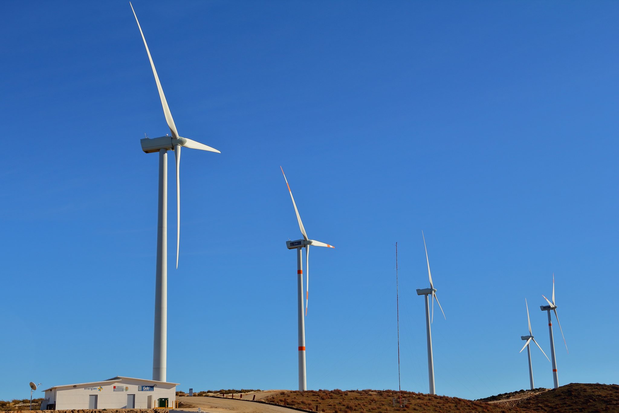 Rezolv Energy și Low Carbon dezvoltă cel de-al doilea cel mai mare parc eolian din România, cu o cap...