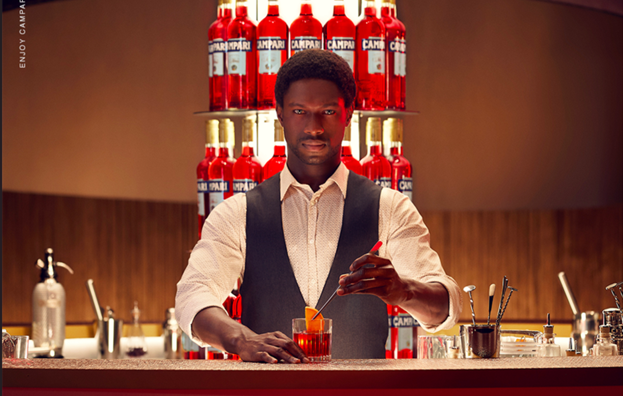 Negroni, cel mai vândut cocktail clasic la nivel global. Cum se prepară