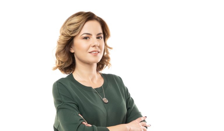 Mădălina Stănescu - Optimized