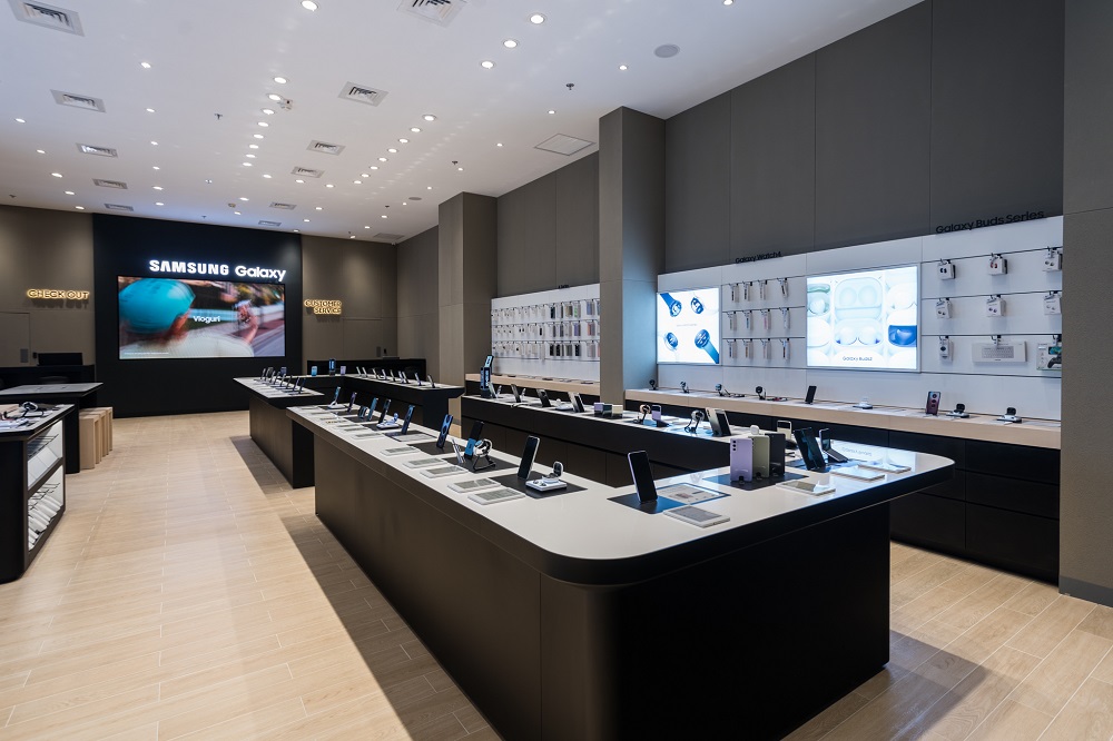 Samsung a lansat un nou Samsung Experience Store in Promenada Mall