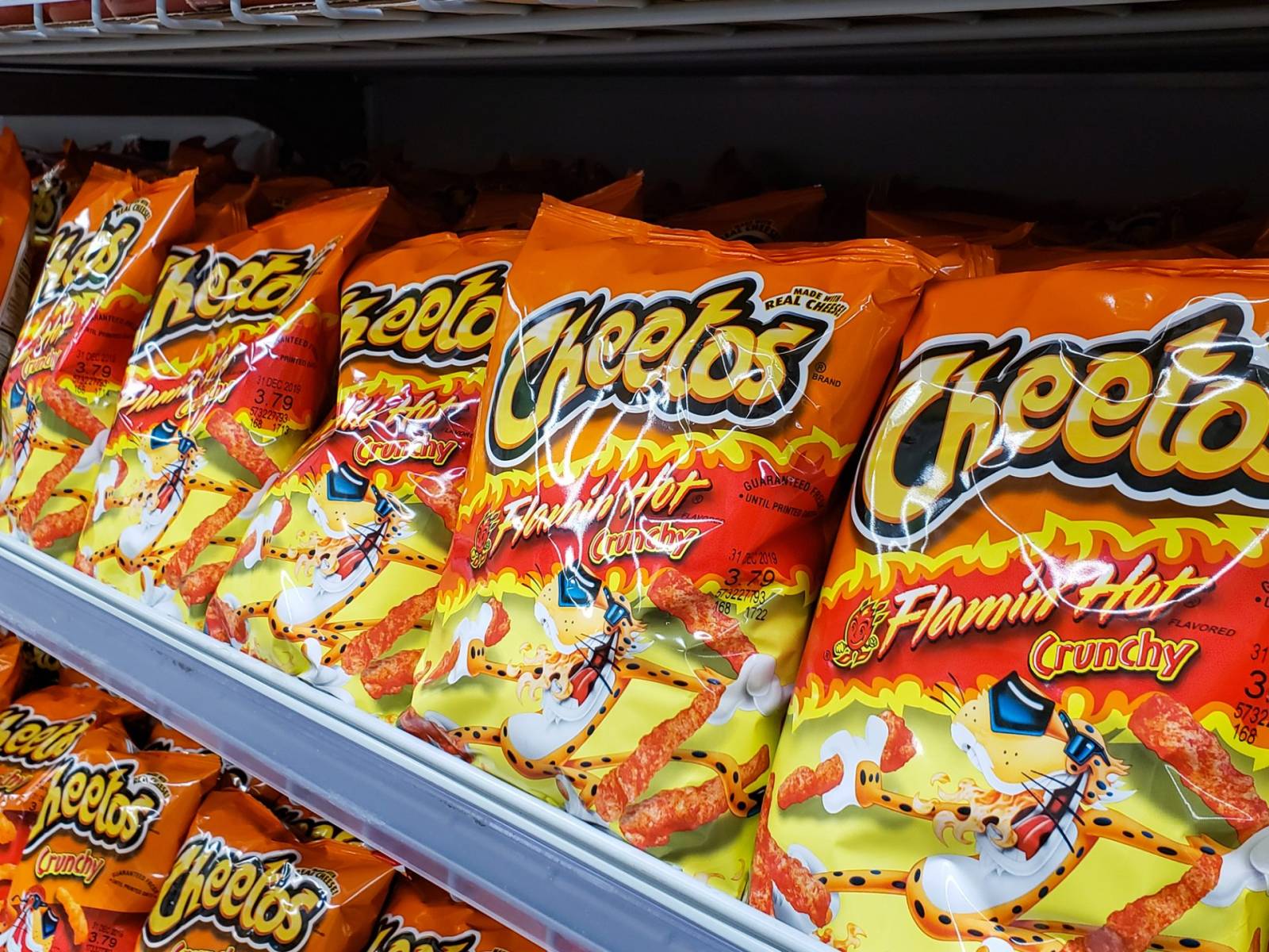 Saatchi & Saatchi + The Geeks semnează campania de lansare Cheetos în România