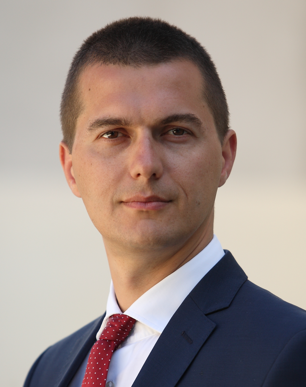 Biz Good News. ”De obicei, deciziile luate pripit, în urma emoțiilor, rareori se dovedesc inspirate ...