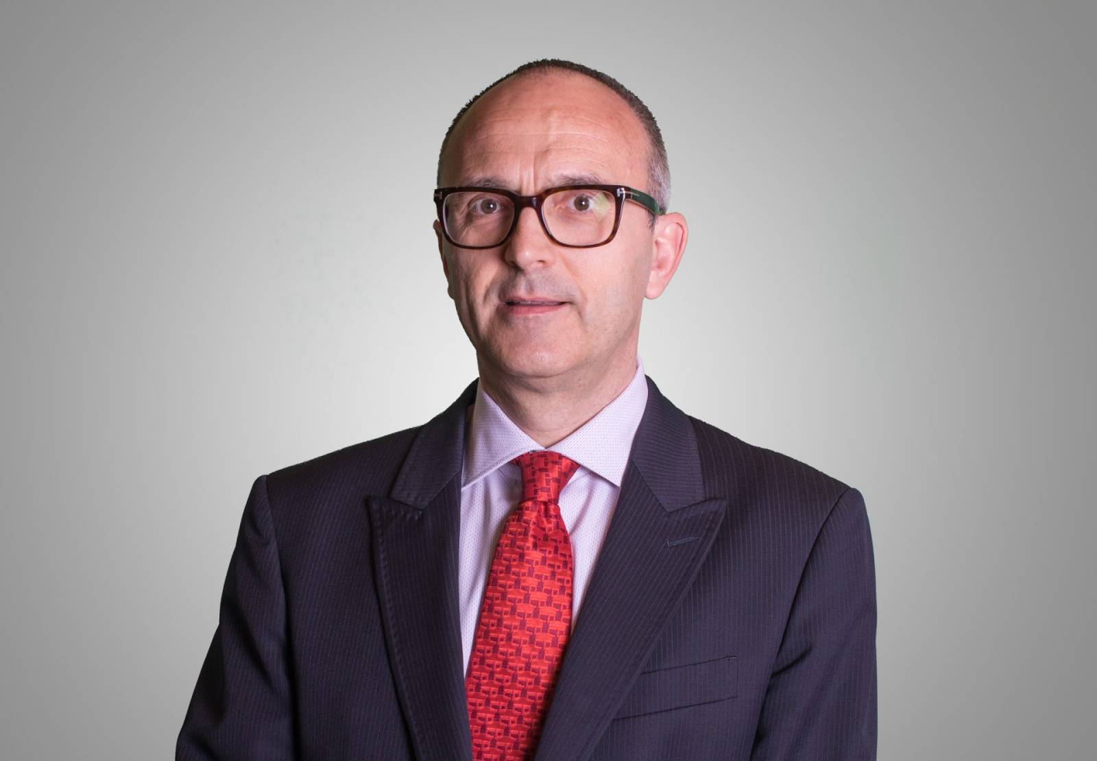 Biz Italia: Digitalizarea este coloana vertebrală a strategiei grupului - Răsvan Radu, CEO UniCredit...