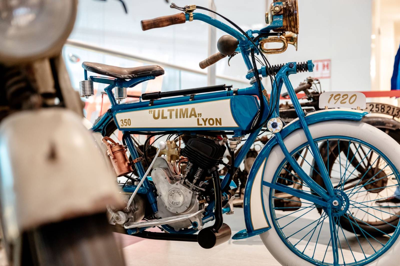 Expoziție inedită la Promenada Mall București: 17 motociclete de colecție