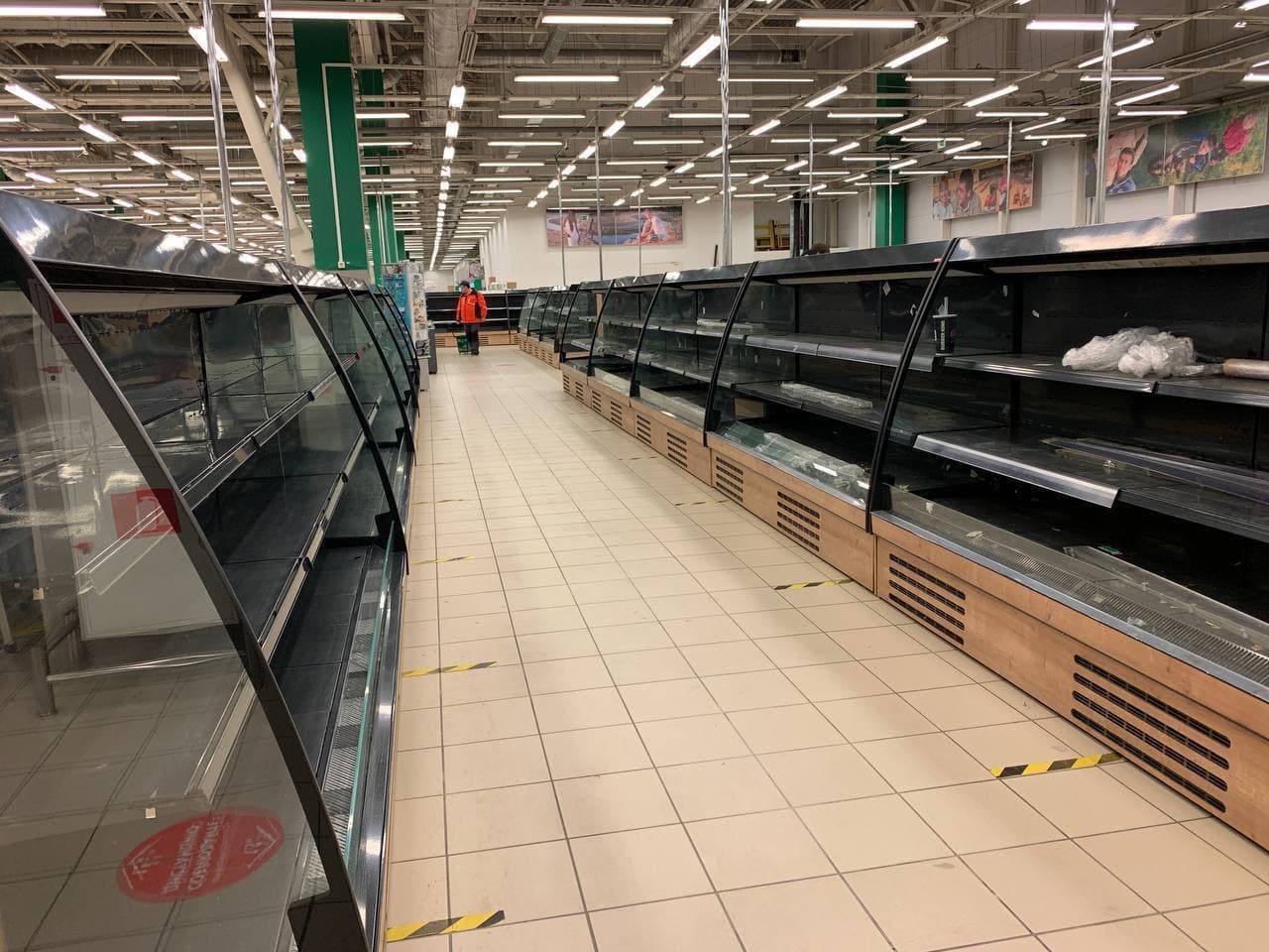 Economia Rusiei va scădea cu cel puțin 15% în 2022