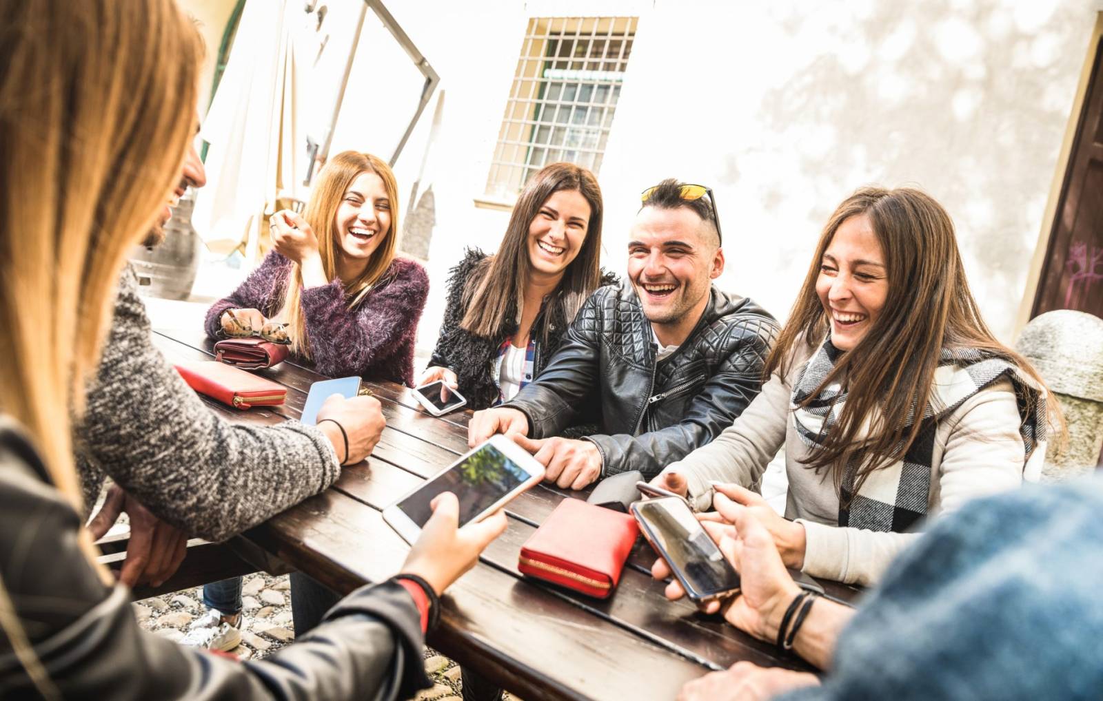 Muzeul Pop-Up „Generația Millennials” revine în luna aprilie cu o nouă expoziție dedicată generației...
