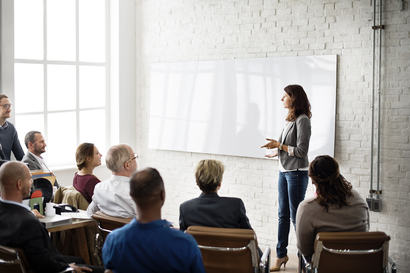 Nouă din zece companii din România vor investi în programe de training
