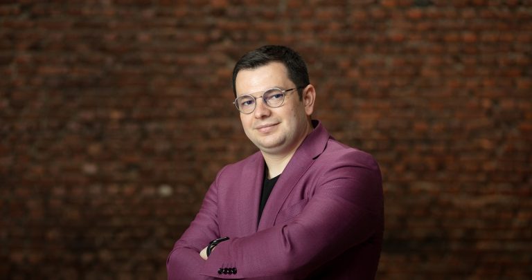 Daniel Ilinca - Softbinator