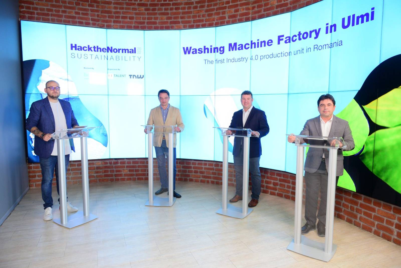 Beko a anunțat câștigătorii Hack the Normal 2022: pantofii sport din plastic reciclat, un întrerupăt...