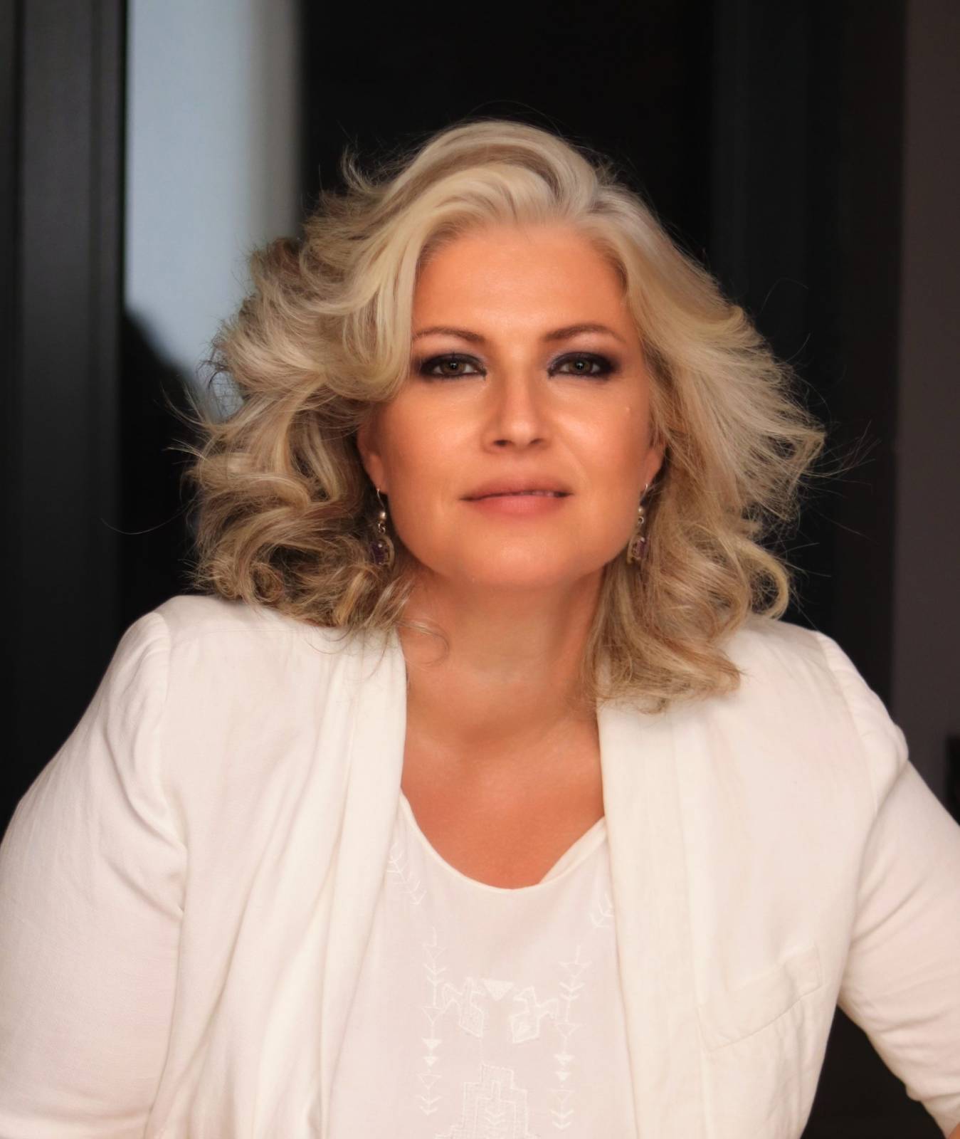 Dana Bulat, Alina Damaschin, Alexandru Teodorescu & Radu Pilat reprezintă România în juriile Cannes Lions 2022 1 Teodora Migdalovici MEALCHEMY