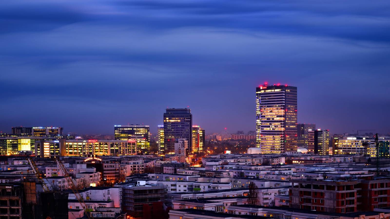 Colliers: Revenirea pieței de birouri din București a continuat la începutul lui 2022 și cu multe tr...