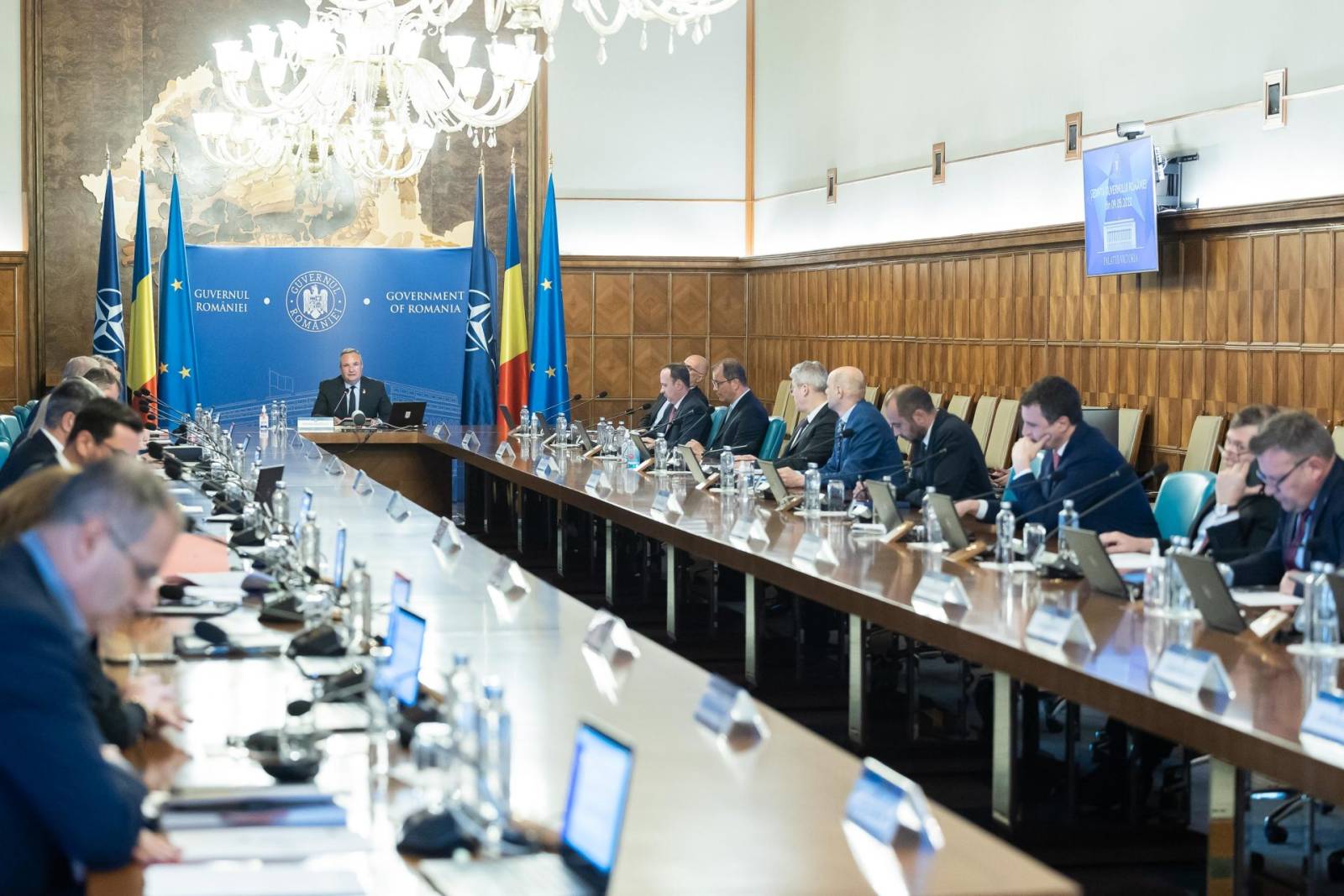 Guvernul va oferi tichete sociale în valoare de 250 de lei pentru persoanele defavorizate