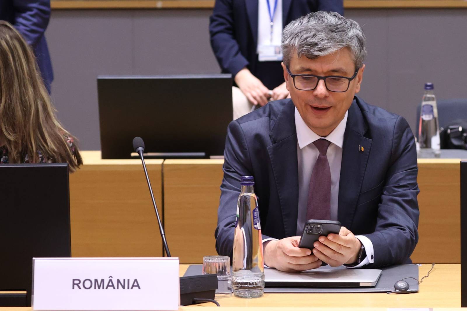 România nu are probleme în aprovizionarea cu gaze naturale. Trebuie pornit conectorul vertical de ga...