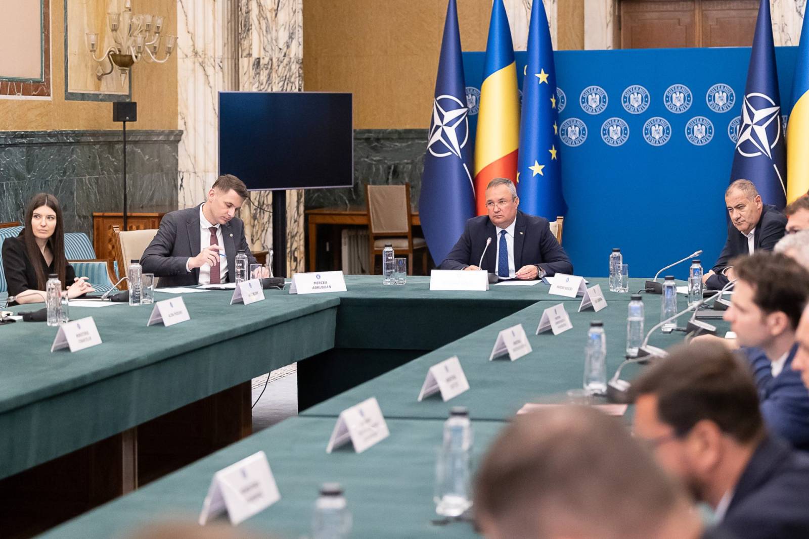 Guvernul a aprobat mai multe măsuri prin care vrea să sprijine mediul de afaceri