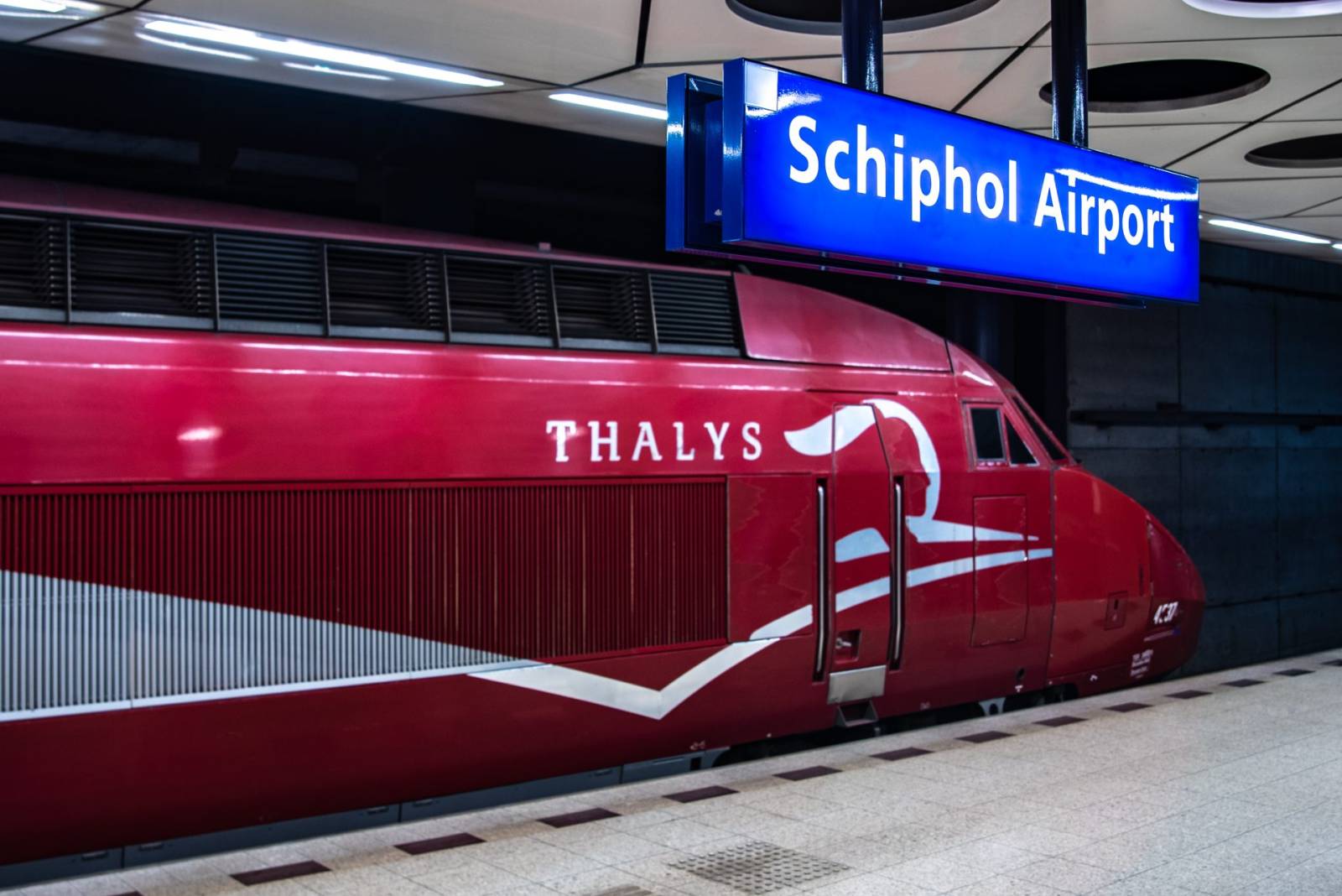 Parteneriat KLM - Thalys pentru transferul pasagerilor la bordul trenurilor de mare viteză