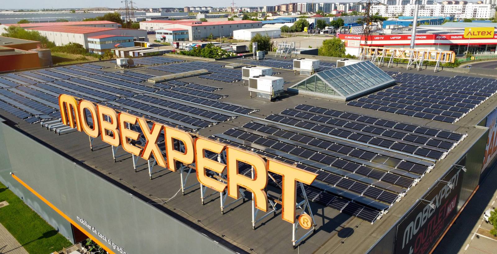 Mobexpert Militari - panouri solare