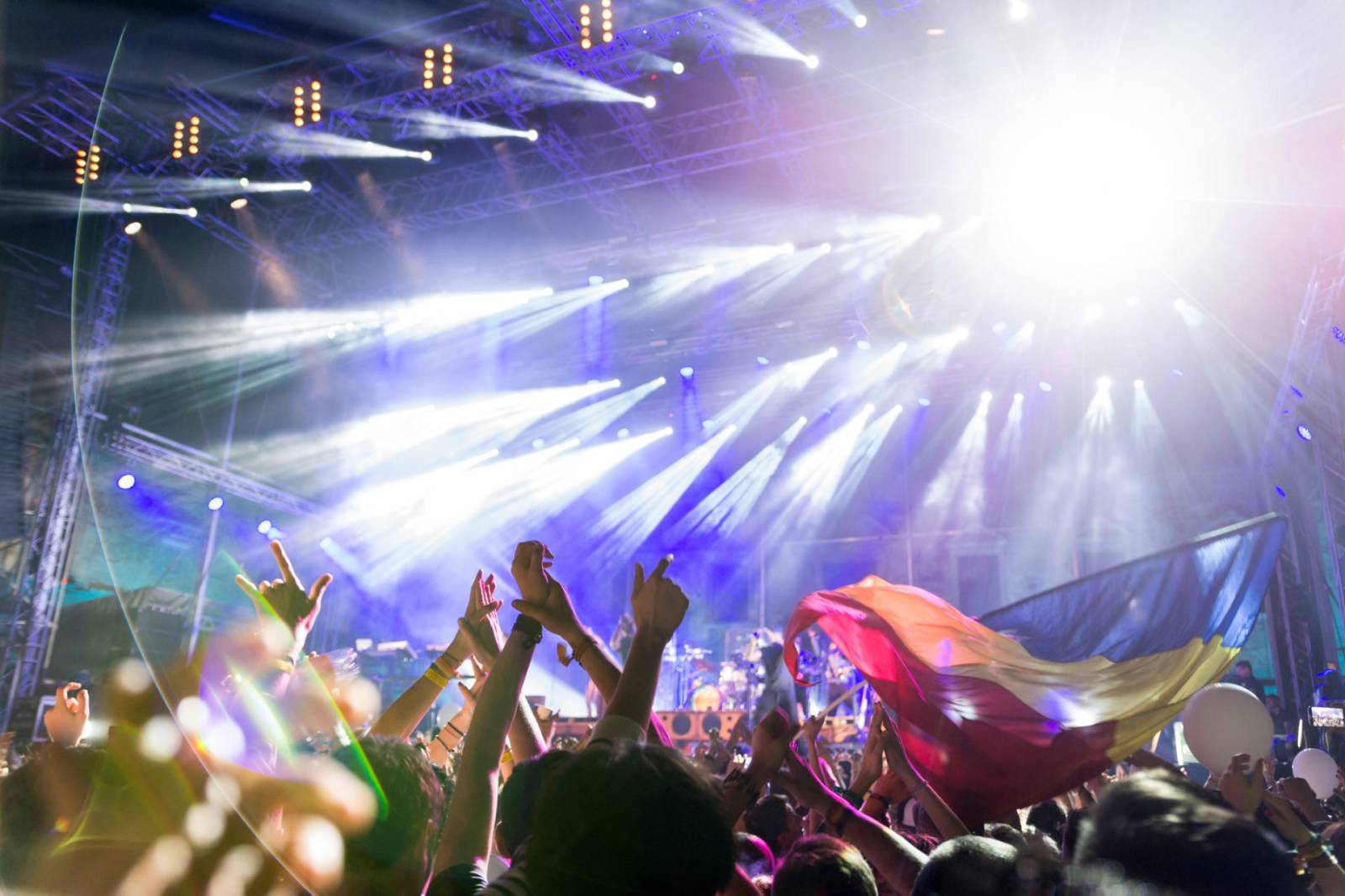 Cine a călătorit în România în sezonul festivalurilor muzcale