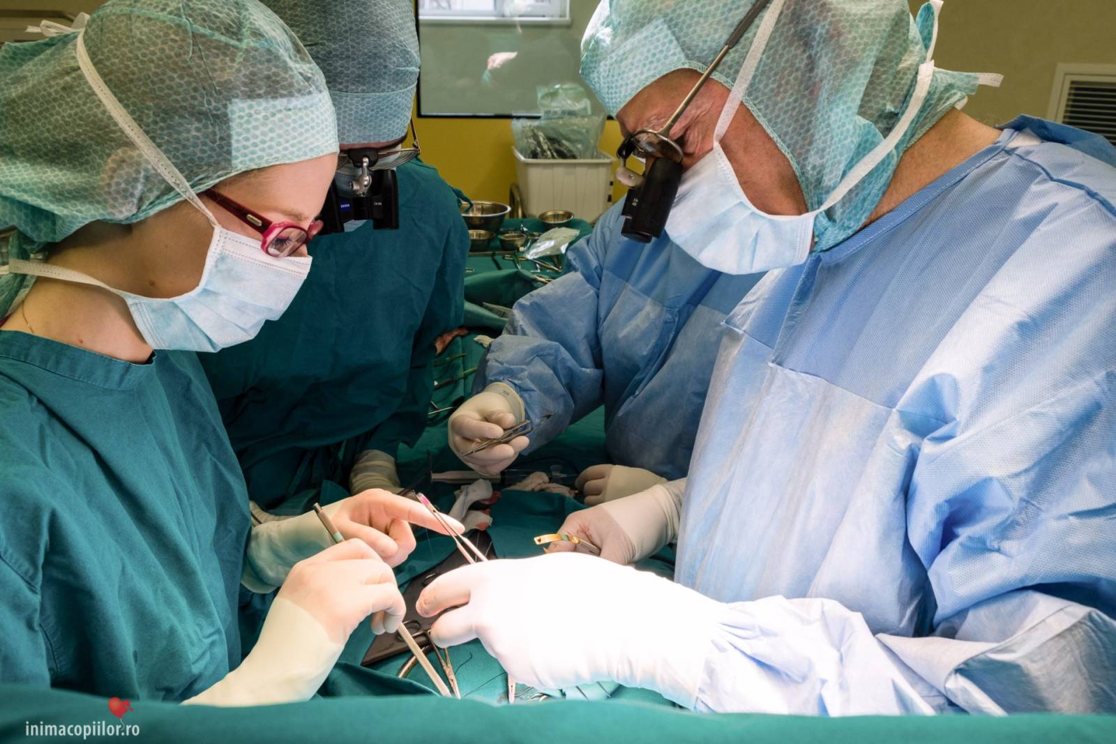 Asociația Inima Copiilor extinde Secția de Cardiochirurgie a Spitalului de Copii Marie Curie din București 3 InimaCopiilor CardiochirurgieMarieCurie dr.IrinaMargarint dr.TammamYoussef