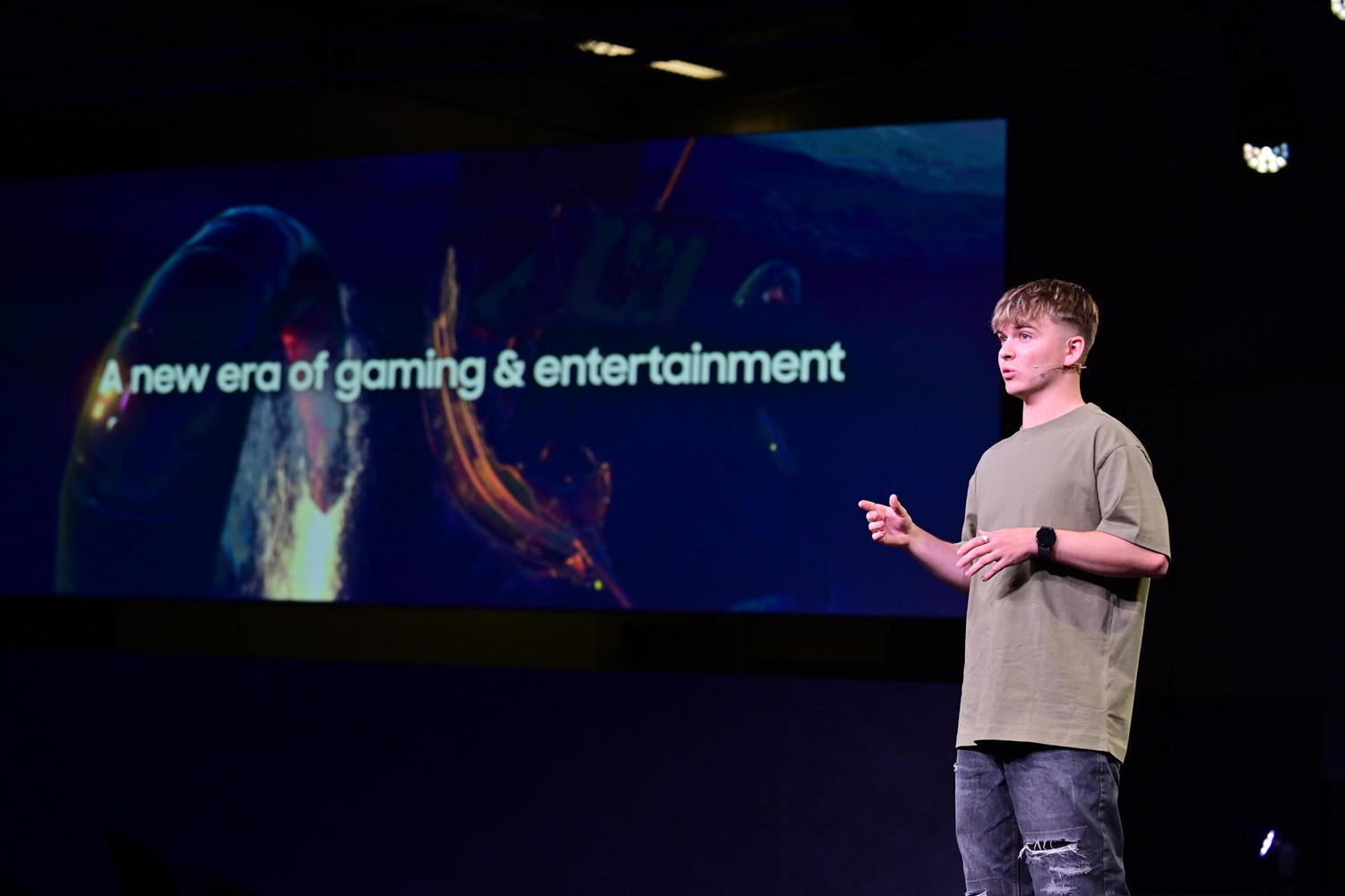 Samsung prezintă la IFA 2022 viziunea sa pentru cea mai sustenabilă și conectată experiență 3 Samsung Mack Isaac Content Creator