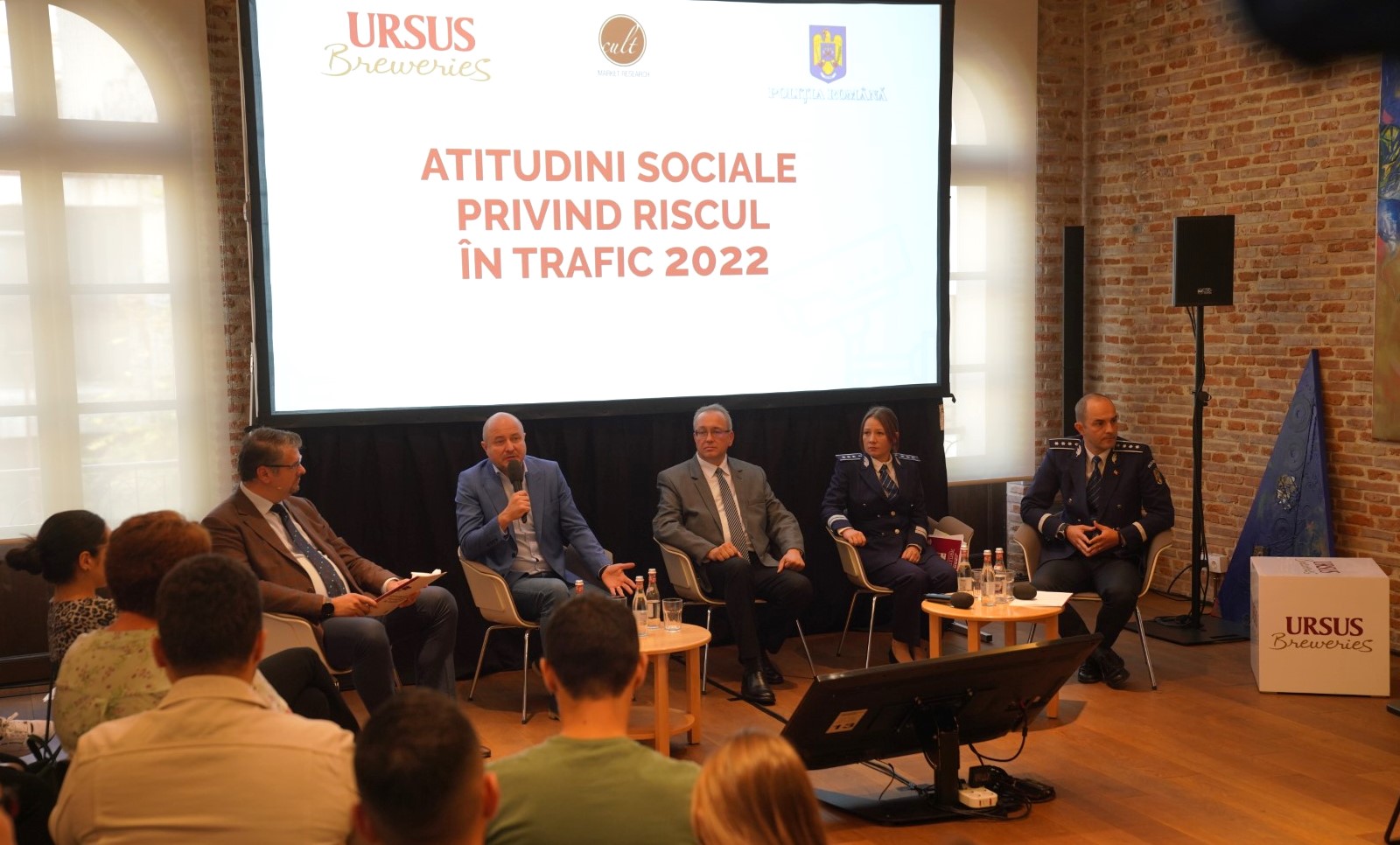 Doar 57% din șoferi se simt în siguranță în trafic. 66% dintre ei sunt responsabili de accidentele g...