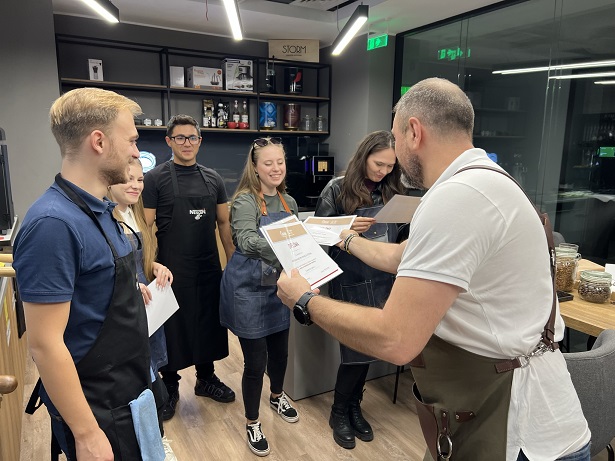 Nestlé, prin inițiativa Young Culinary Talents, a organizat un curs de barista gratuit pentru tineri