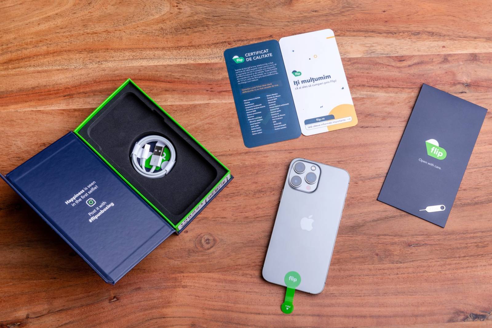 Flip: a doua viață a smartphone-ului 1 Telefoane Flip.ro