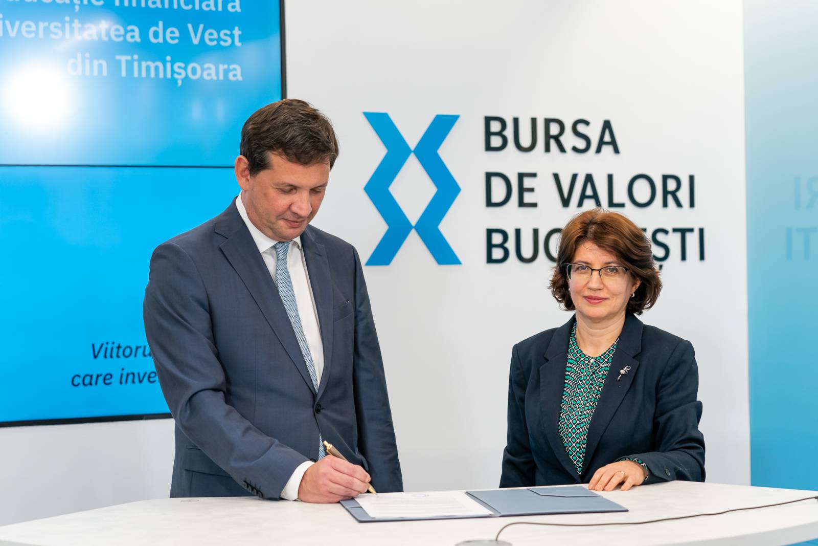 Educație financiară la Universitatea de Vest din Timișoara. Acord cu Bursa de Valori București