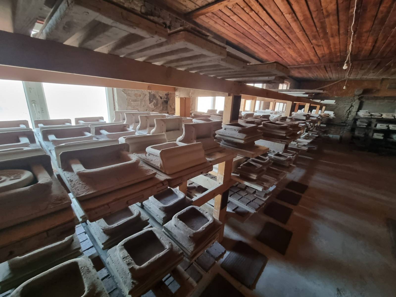 prelucrare cahle la Teracota Medias FOTO SN DECO 9