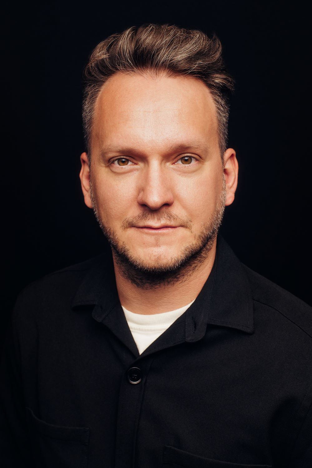 Oxygen semnează campania de CSR „Încrederea în sine se învață în școală” pentru Școala Încrederii 2 Cosmin Baba, Creative Director Oxygen