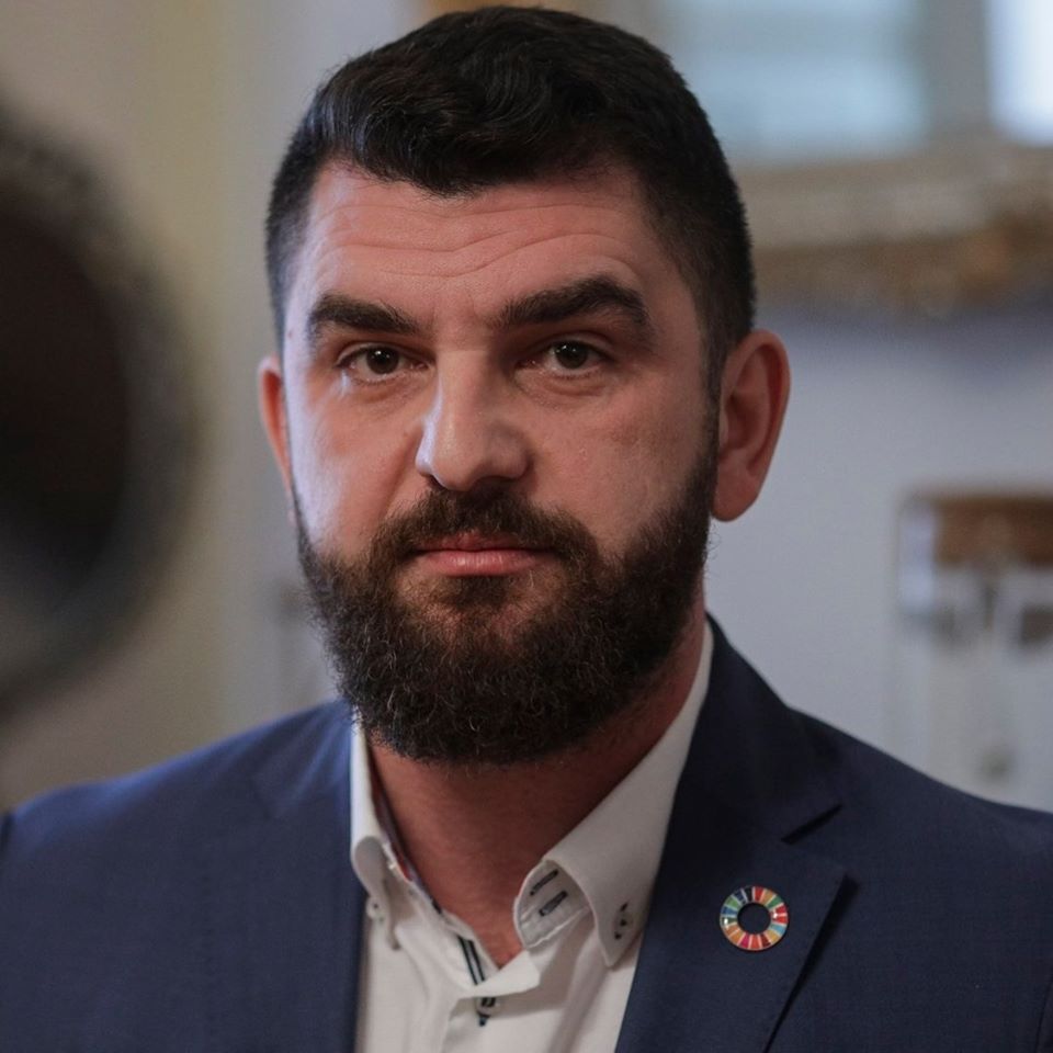 Dragoș Tuță, Fondator și Președinte ASR