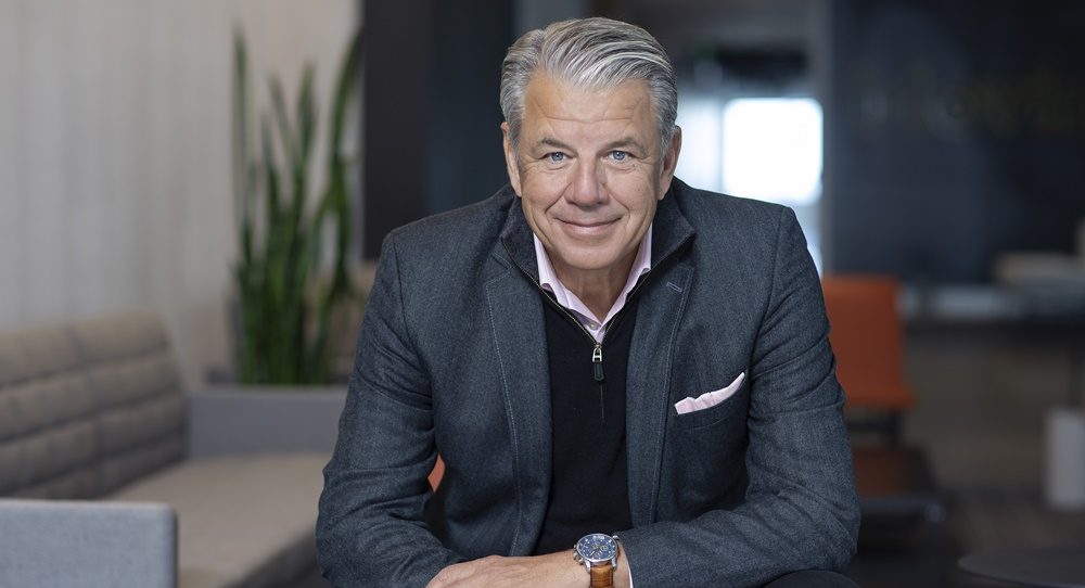 Hikmet Ersek, fostul CEO al Western Union, intră în echipa waterdrop