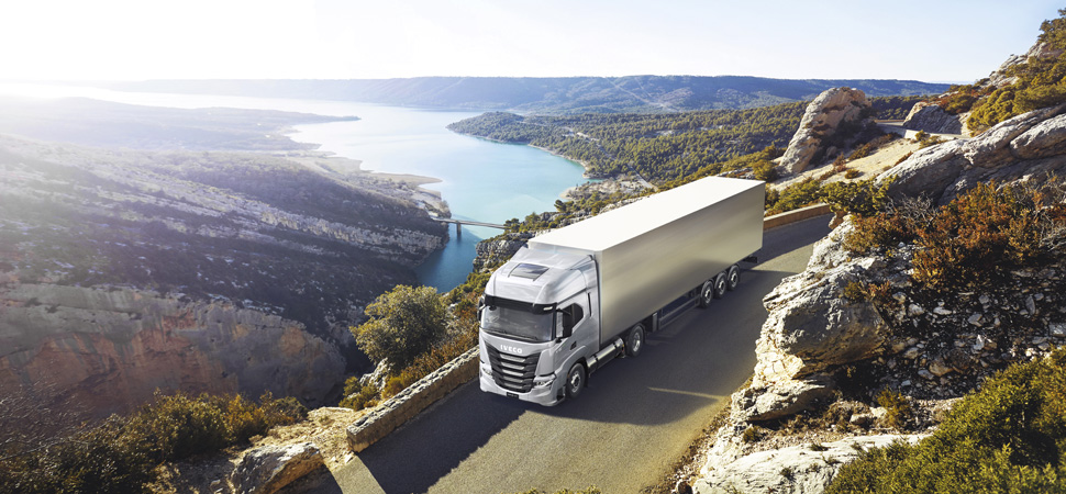 IVECO începe testarea pe drumurile publice a camioanelor autonome