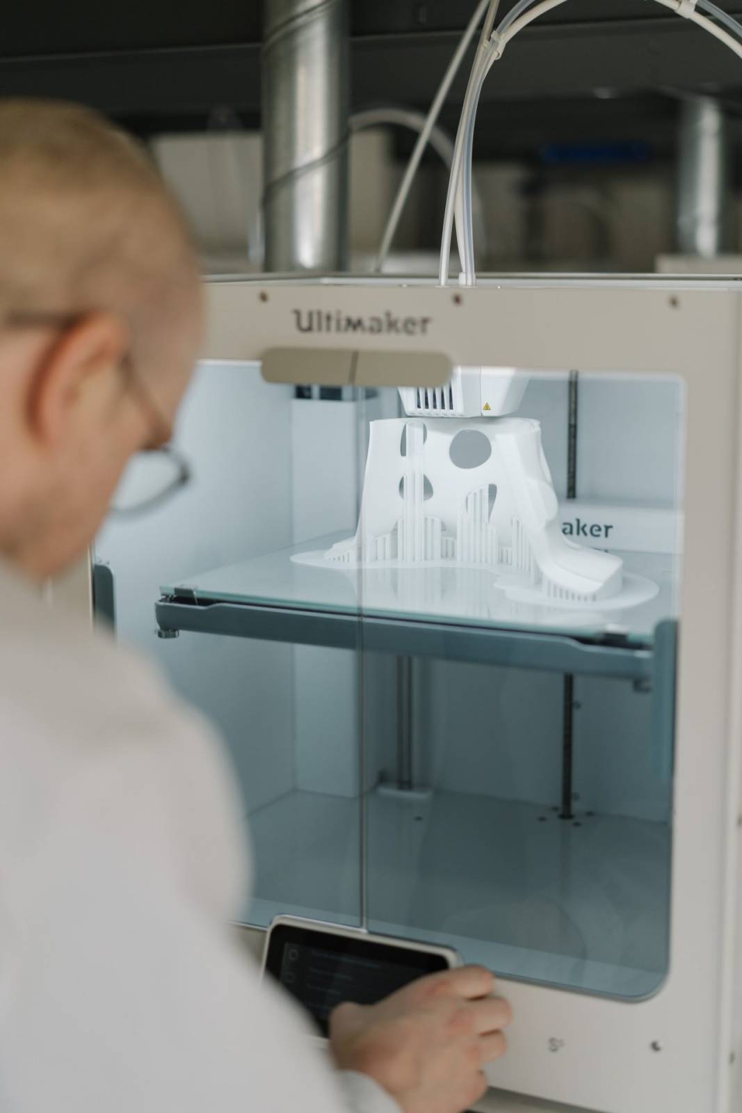 Ocupația Tehnician(ă) imprimare 3D, oficial introdusă în COR