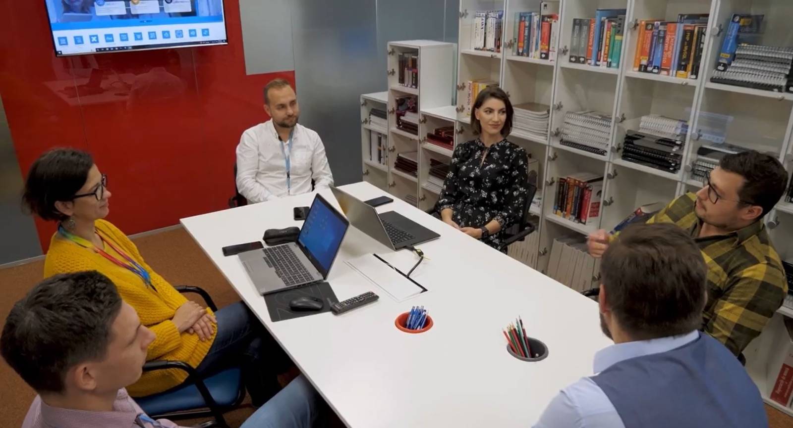 270 de angajați NTT DATA au beneficiat de programe de formare și certificare