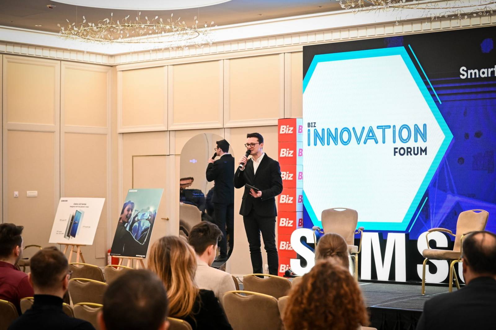 Toader Paun activand pe ION pe scena BIZ INNOVATION FORUM 16 martie 2023