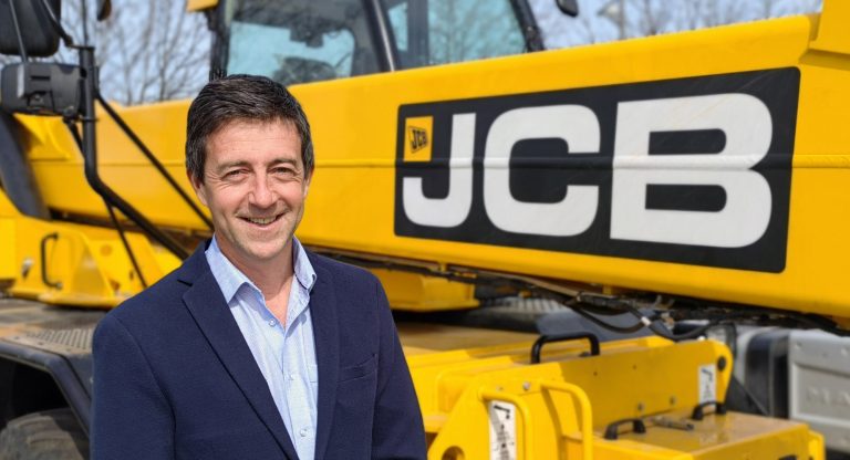 Victor Vasluian - TERRA Romania Utilaje de Constructii