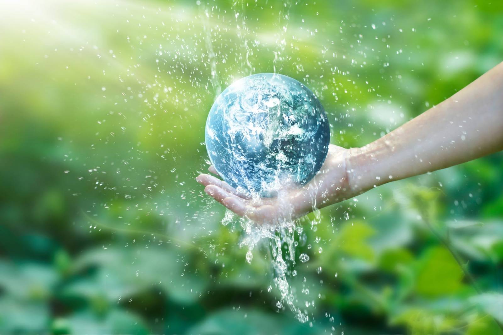 L'Oréal Professionnel aduce Water Saver în România, pentru consum de apă redus în saloanele de coafu...