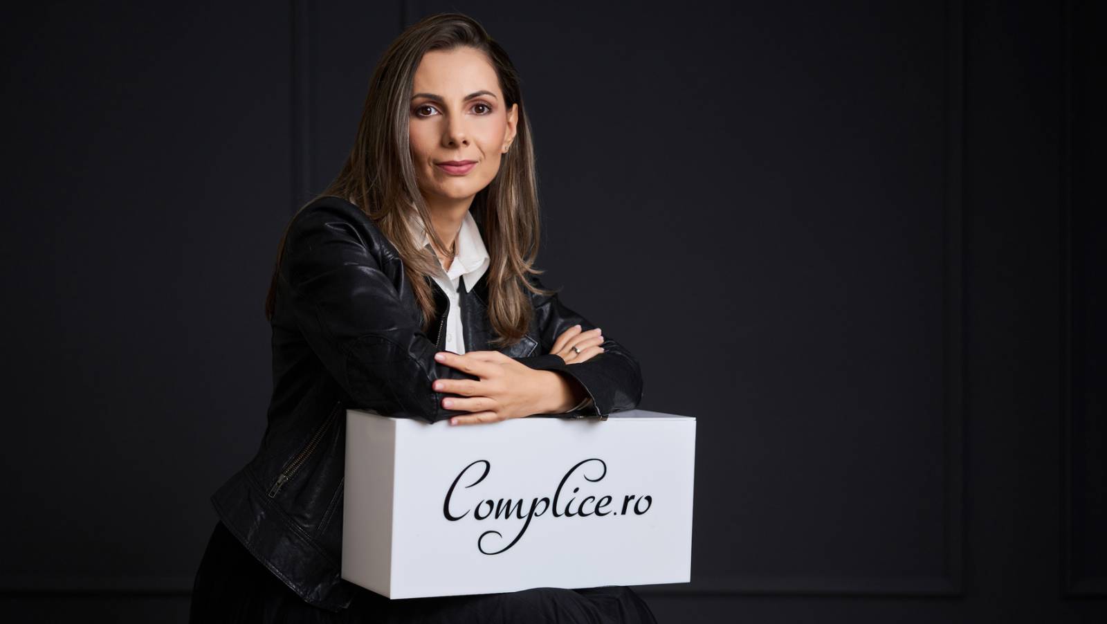 Oana Pascu - Complice.ro