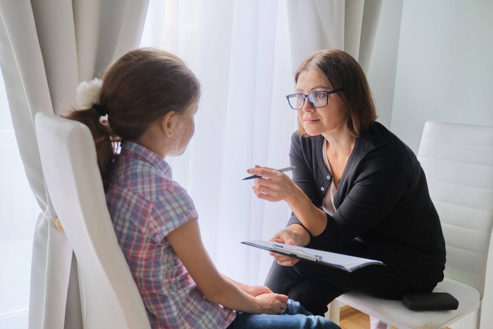 7 din 10 adolescenți au cazuri de anxietate. Analiza îngrijorătoare a Salvați Copiii România