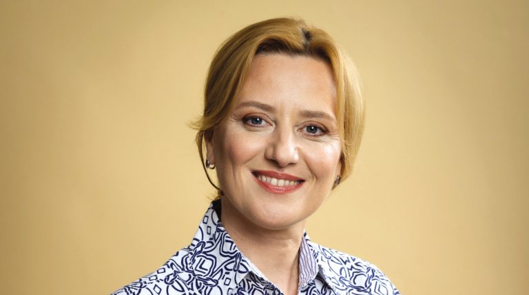 Angela Galeța - Fundatia Vodafone România