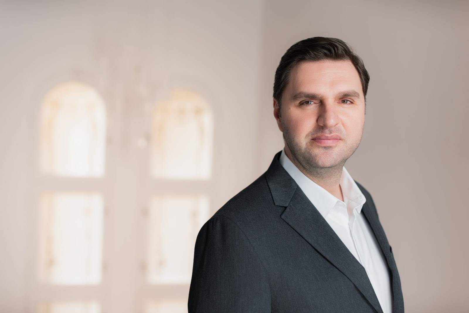 Costin Damasaru fondator si director general Veruvis