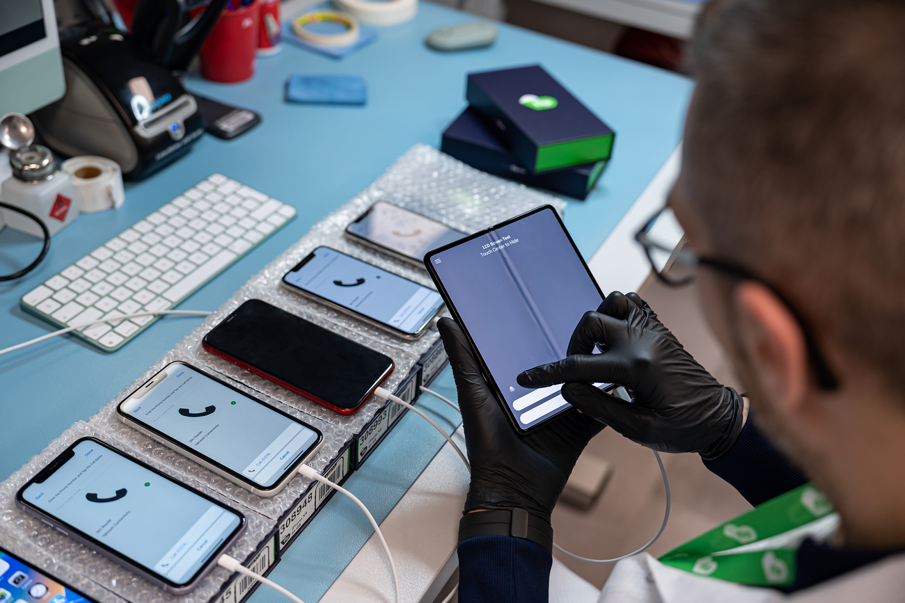 Flip.ro și tbi bank oferă opțiunea de a testa telefoanele pentru 30 de zile înainte de a le plăti
