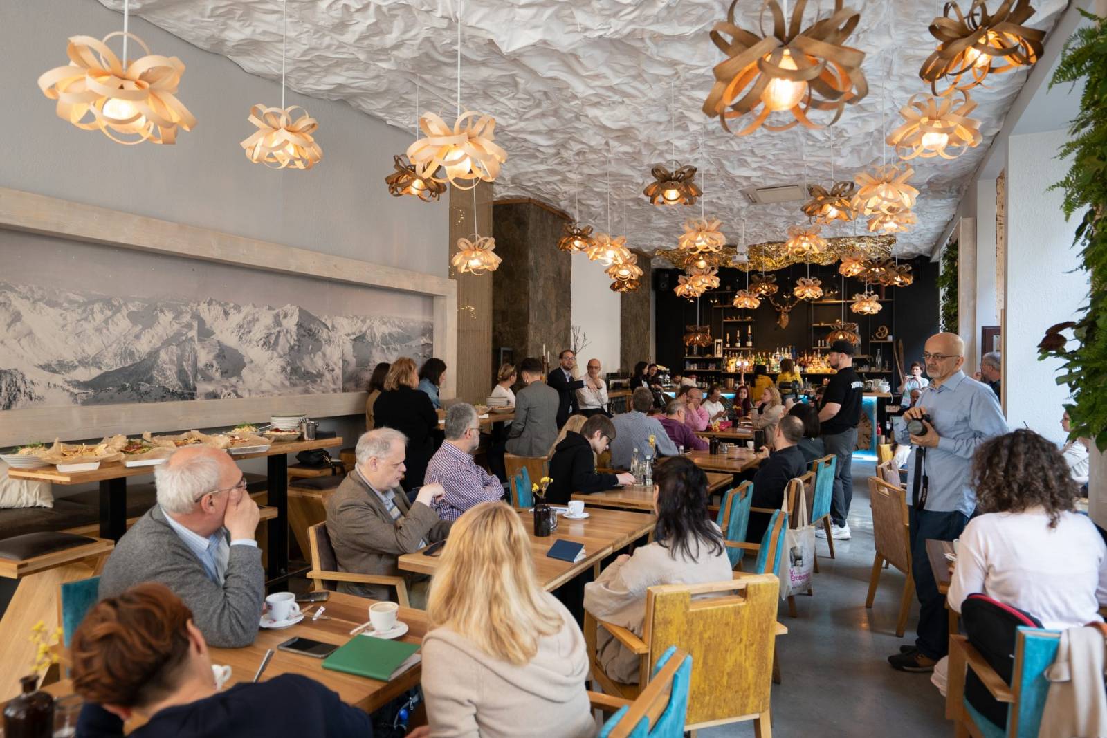 Bienala de Arta Art Encounters 4