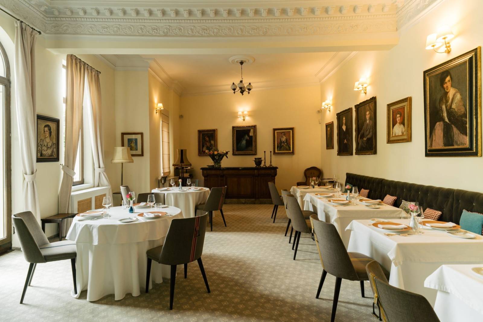 Le Bistrot Français se extinde cu o braserie și o galerie de artă modernă