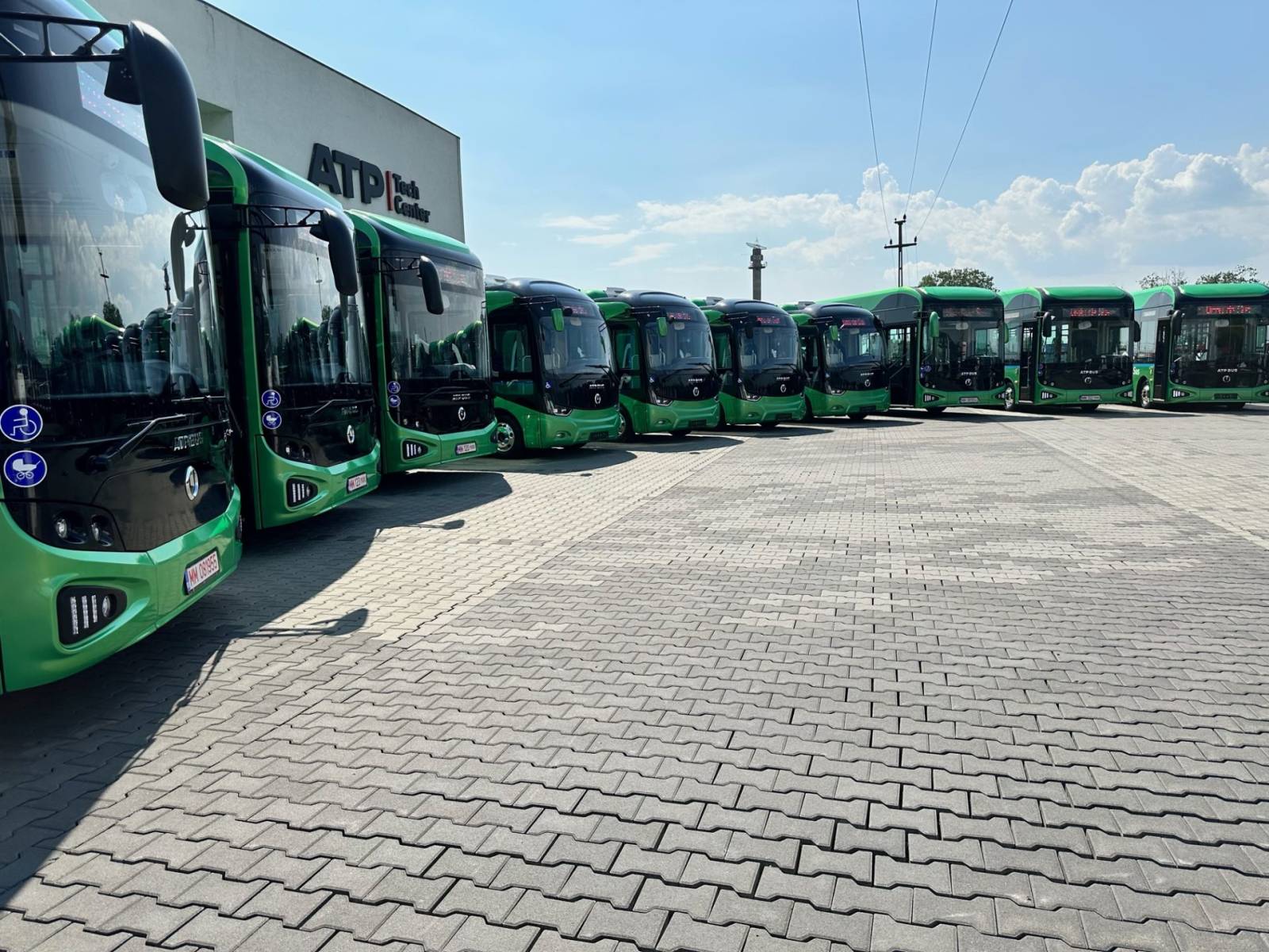 Autobuze electrice românești pentru orașele de provincie