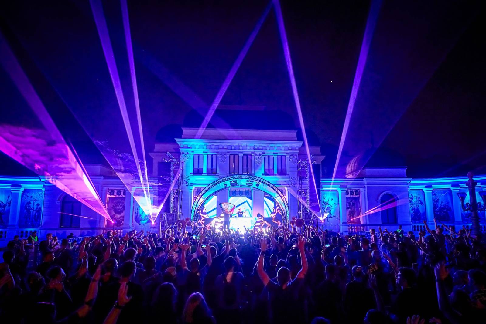 A doua zi de UNTOLD a strâns la concertul Imagine Dragons 115.000 de fani 7 Untold 2023 ziua doi 5