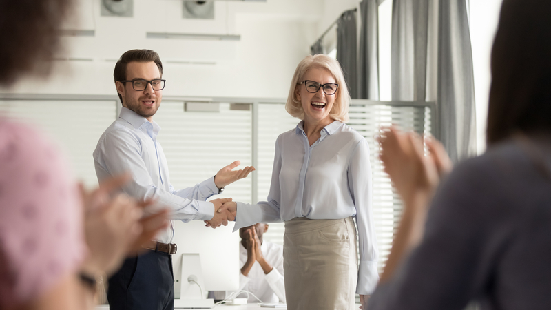Ce beneficii extrasalariale vor managerii