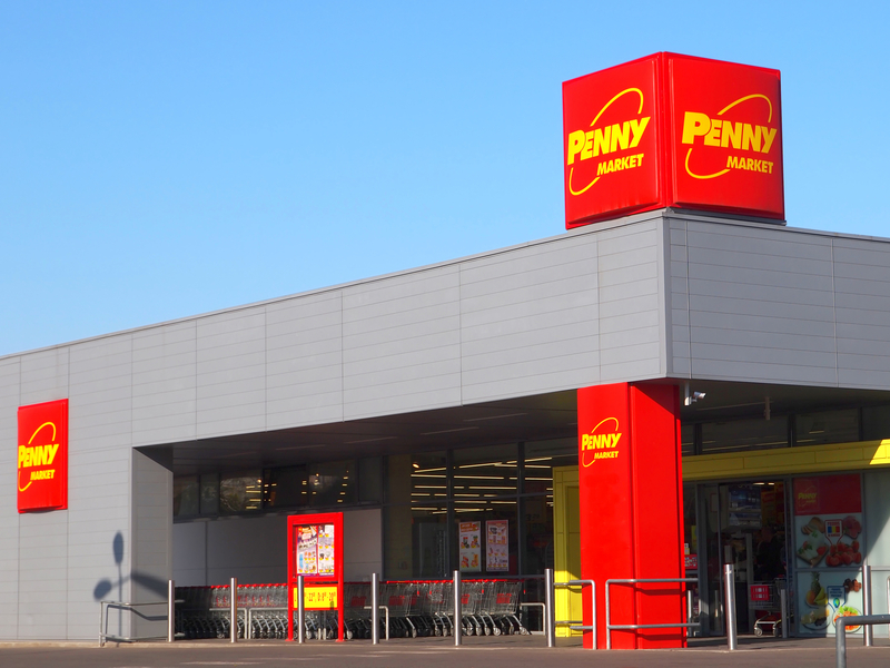 PENNY crește salariile cu aproape 15%. Ce salarii și beneficii au angajații retailerului?