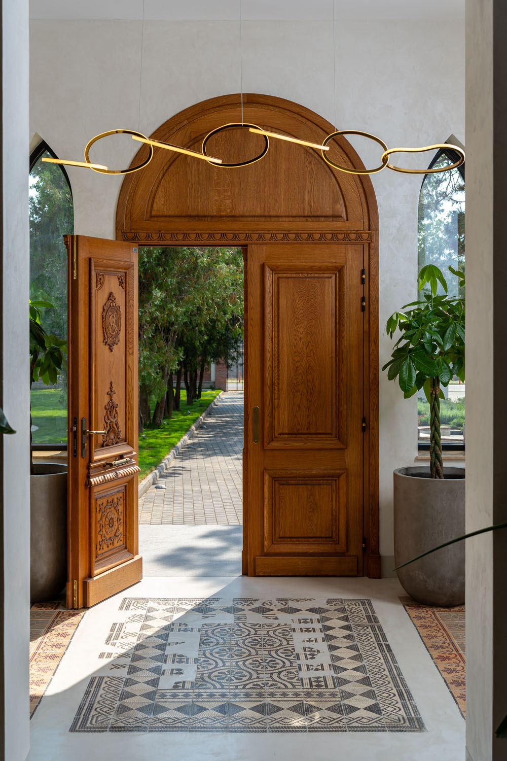 Mercure Conacul Cozieni intrare